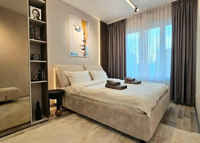 REVA - Brașov Civic Center Apartment
